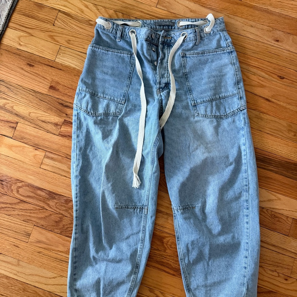 High-Rise Light Blue Women's Jeans with Drawstring Waist